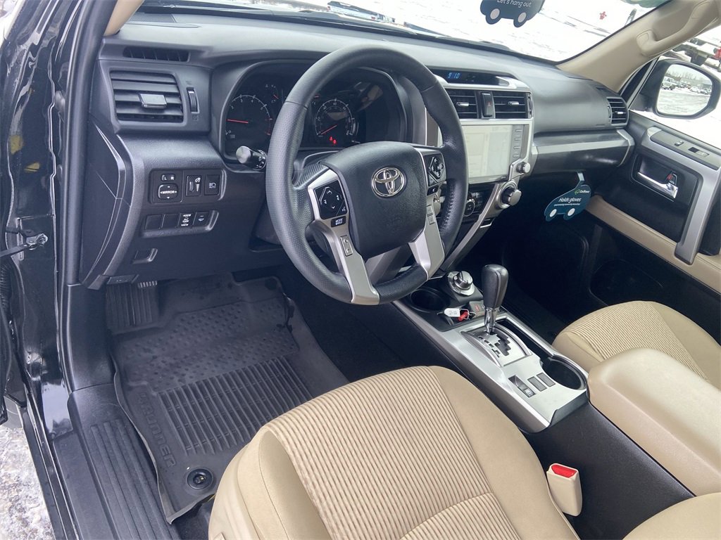 Used 2023 Toyota 4Runner SR5 image 10