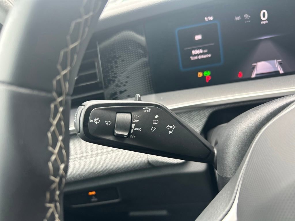 Certified 2025 Volkswagen Tiguan S FWD image 22