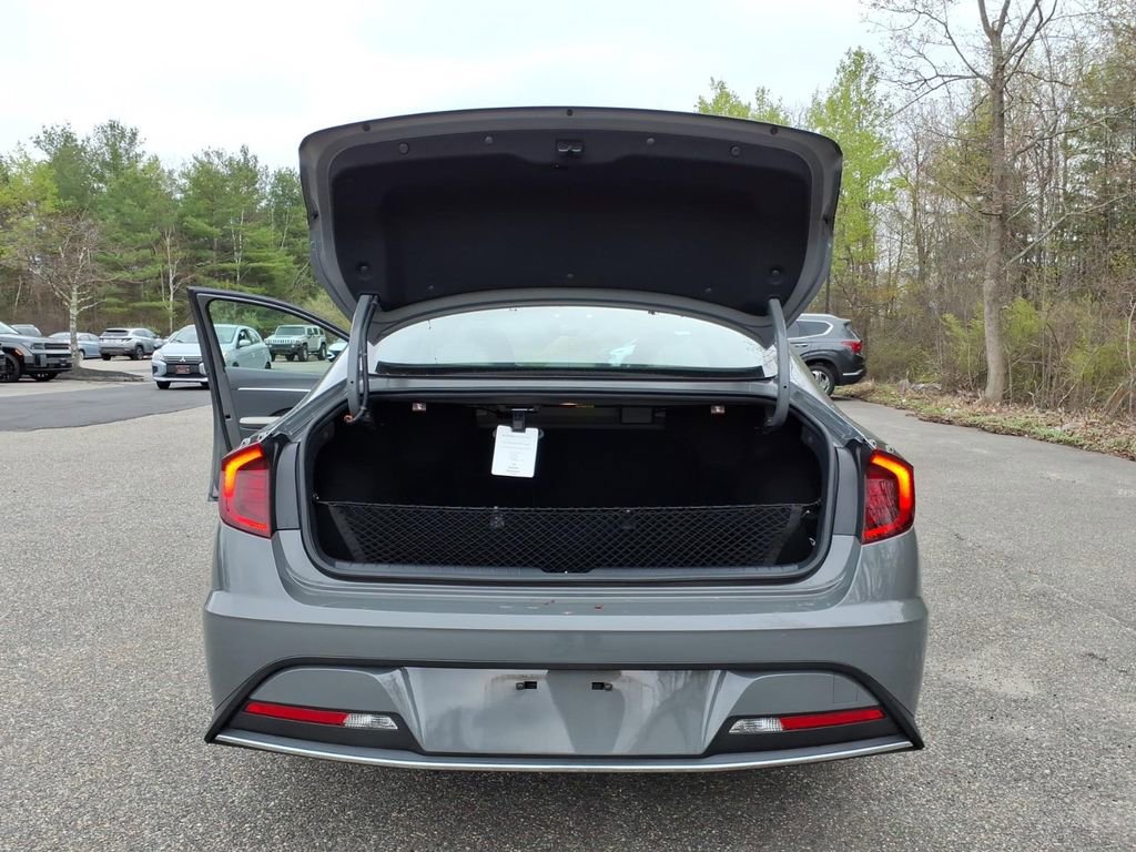 Used 2023 Hyundai Sonata SE w/ Cargo Package FWD image 26