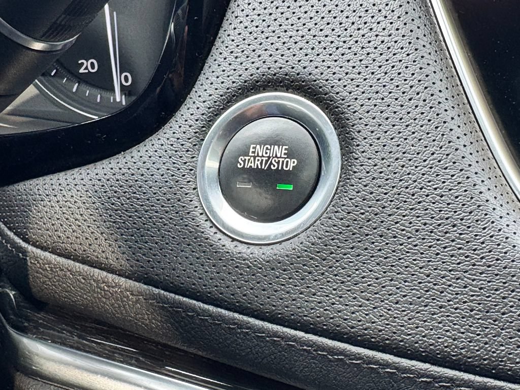 Used 2021 Cadillac XT5 Premium Luxury AWD/4WD image 29