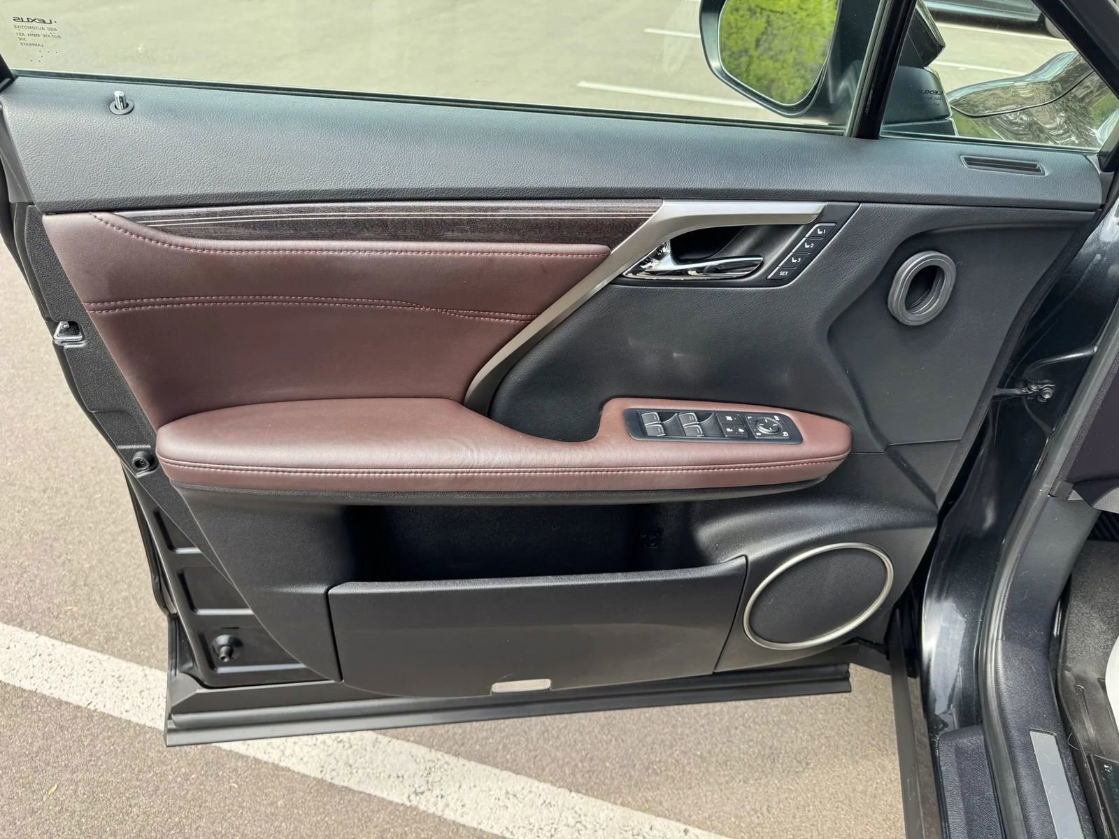 Used 2017 Lexus RX 450h AWD w/ Luxury Package image 7