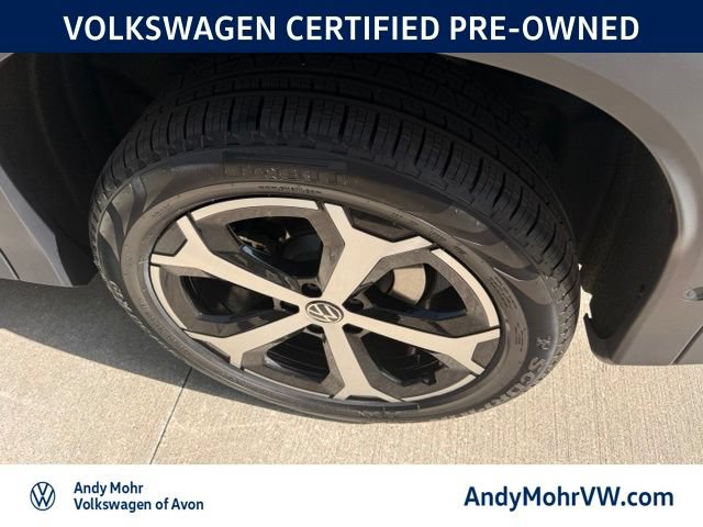 Used 2026 Volkswagen Tiguan SE AWD/4WD image 12
