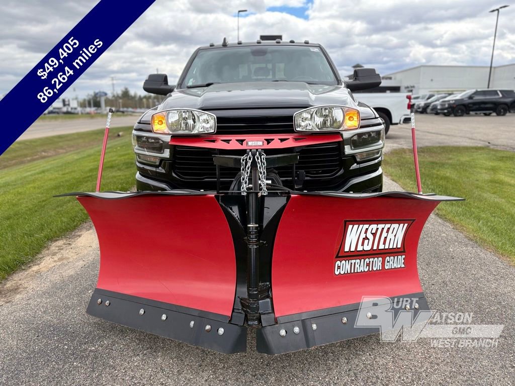 Used 2019 RAM 2500 Laramie w/ Black Appearance Package AWD/4WD image 9