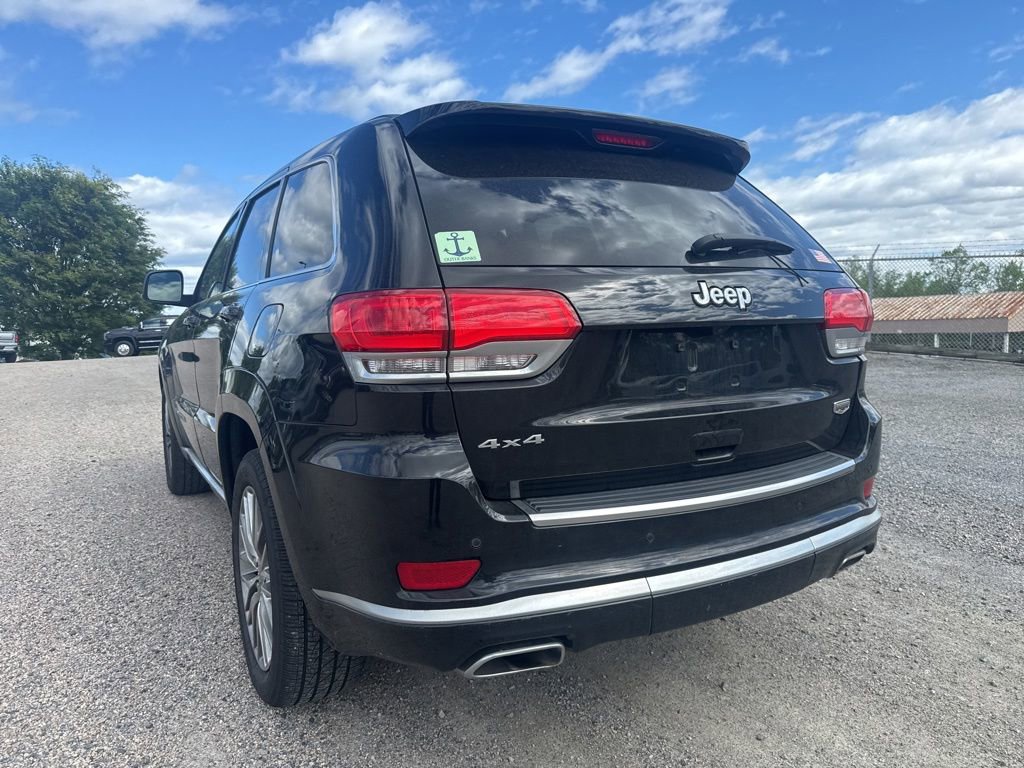 Used 2017 Jeep Grand Cherokee Summit w/ Platinum Series Group AWD/4WD image 10