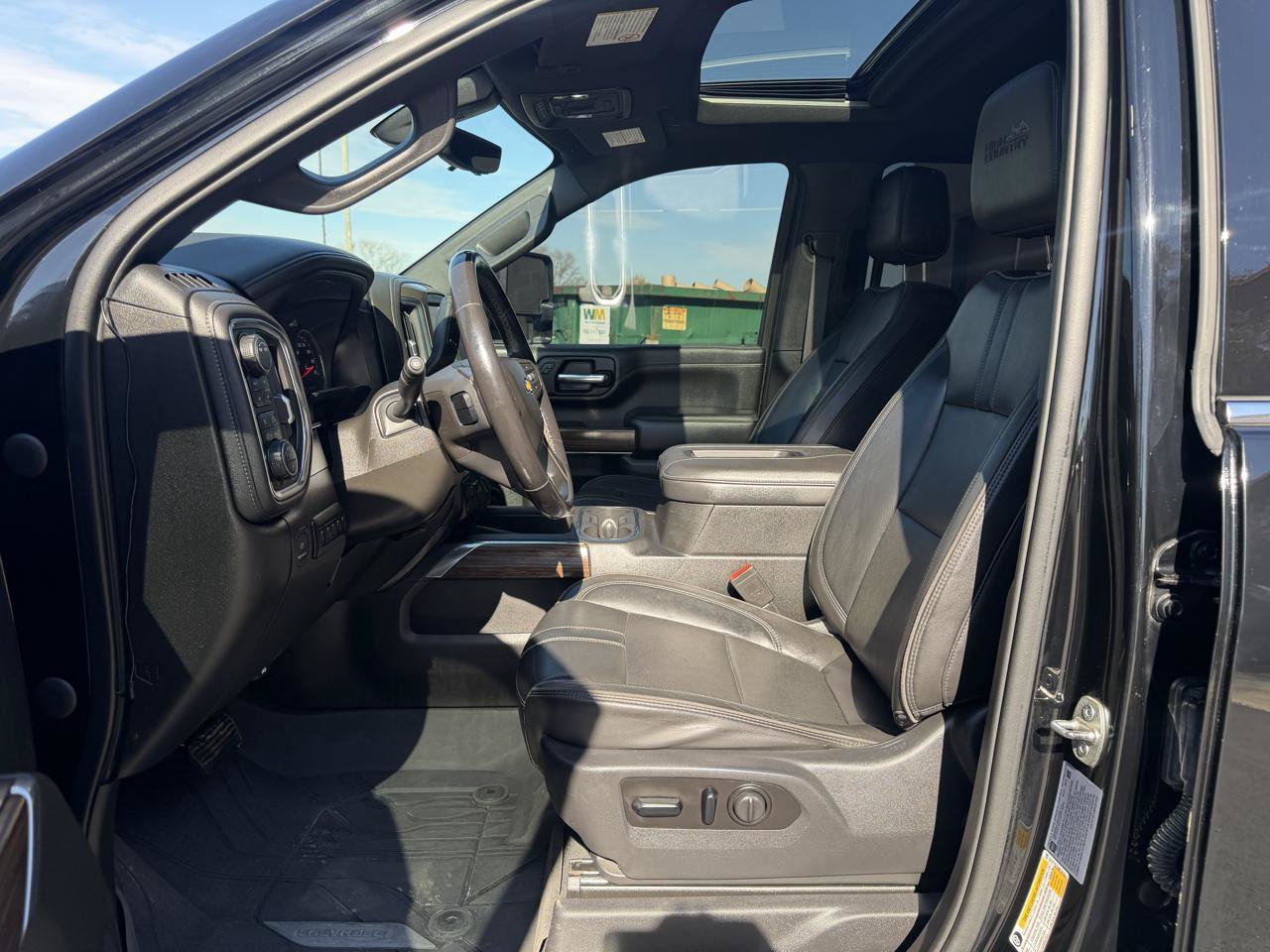 Used 2021 Chevrolet Silverado 3500 High Country w/ Snow Plow Prep/Camper Package AWD/4WD image 7