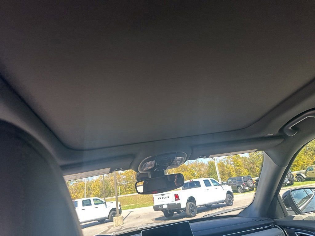 New 2026 Jeep Compass Limited w/ Sun, Sound & Navigation Group image 19