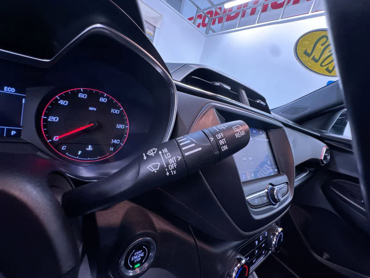 Used 2022 Chevrolet TrailBlazer RS AWD/4WD image 19