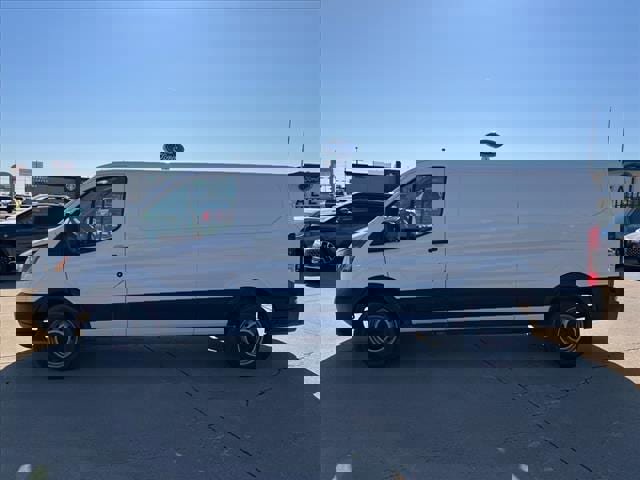 Used 2017 Ford Transit 250 XL RWD image 2