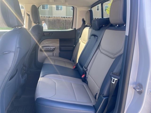 Used 2025 Ford Maverick Lariat image 11