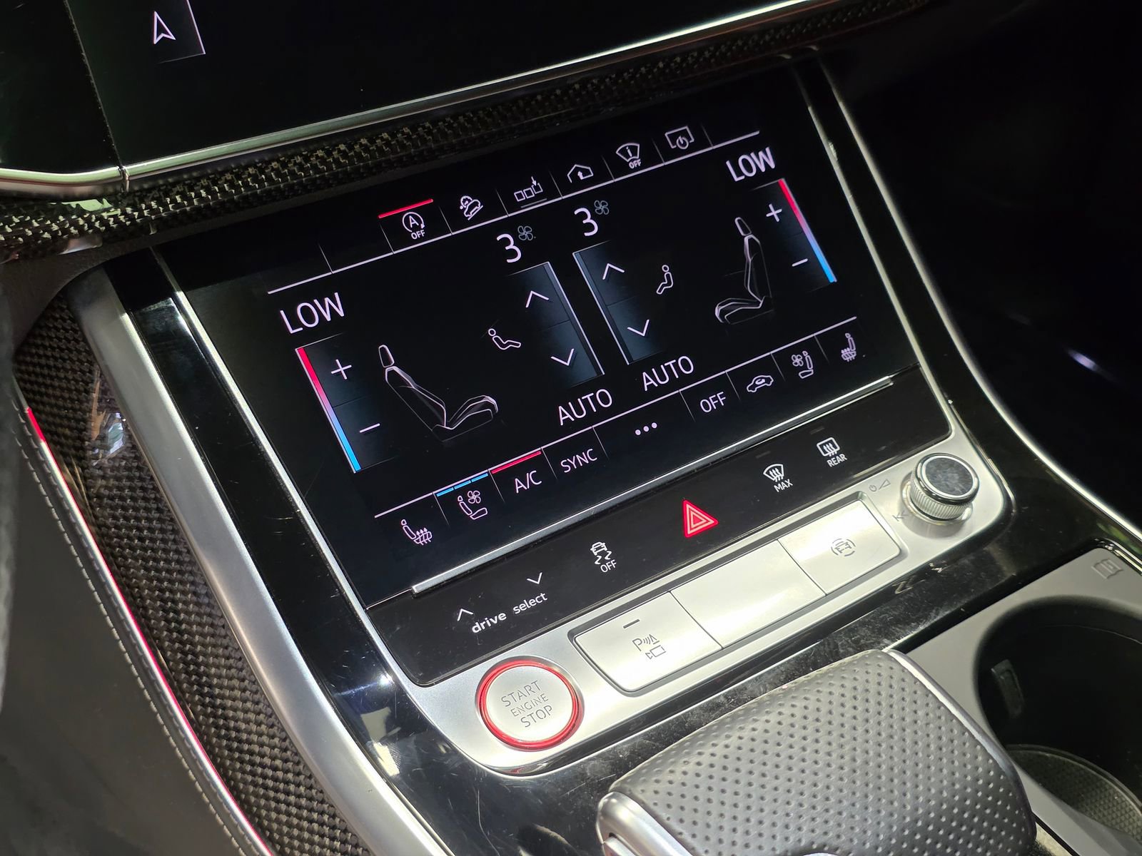 Used 2020 Audi SQ7 Prestige w/ Prestige Package AWD/4WD image 29