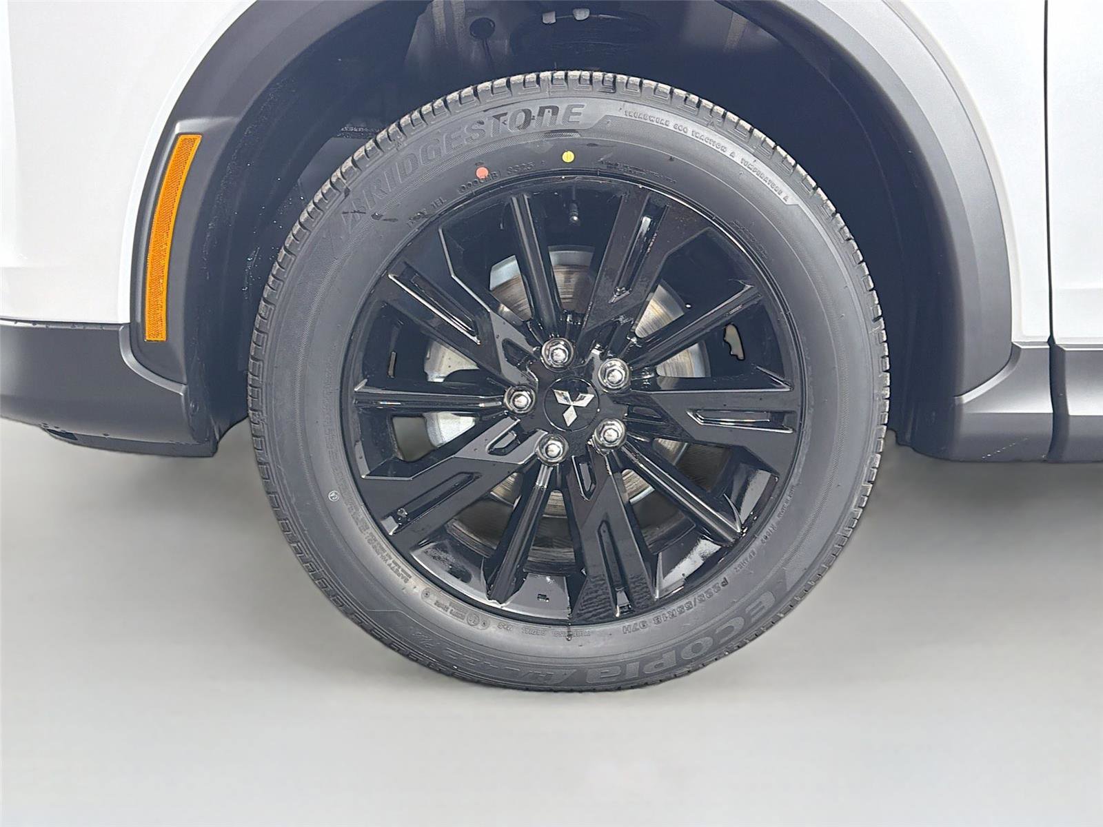 New 2026 Mitsubishi Eclipse Cross LE image 29