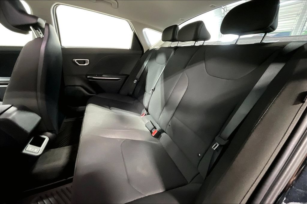 New 2026 Kia K4 FWD image 17