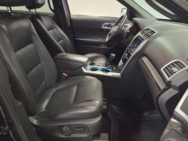 Used 2015 Ford Explorer Limited FWD image 17
