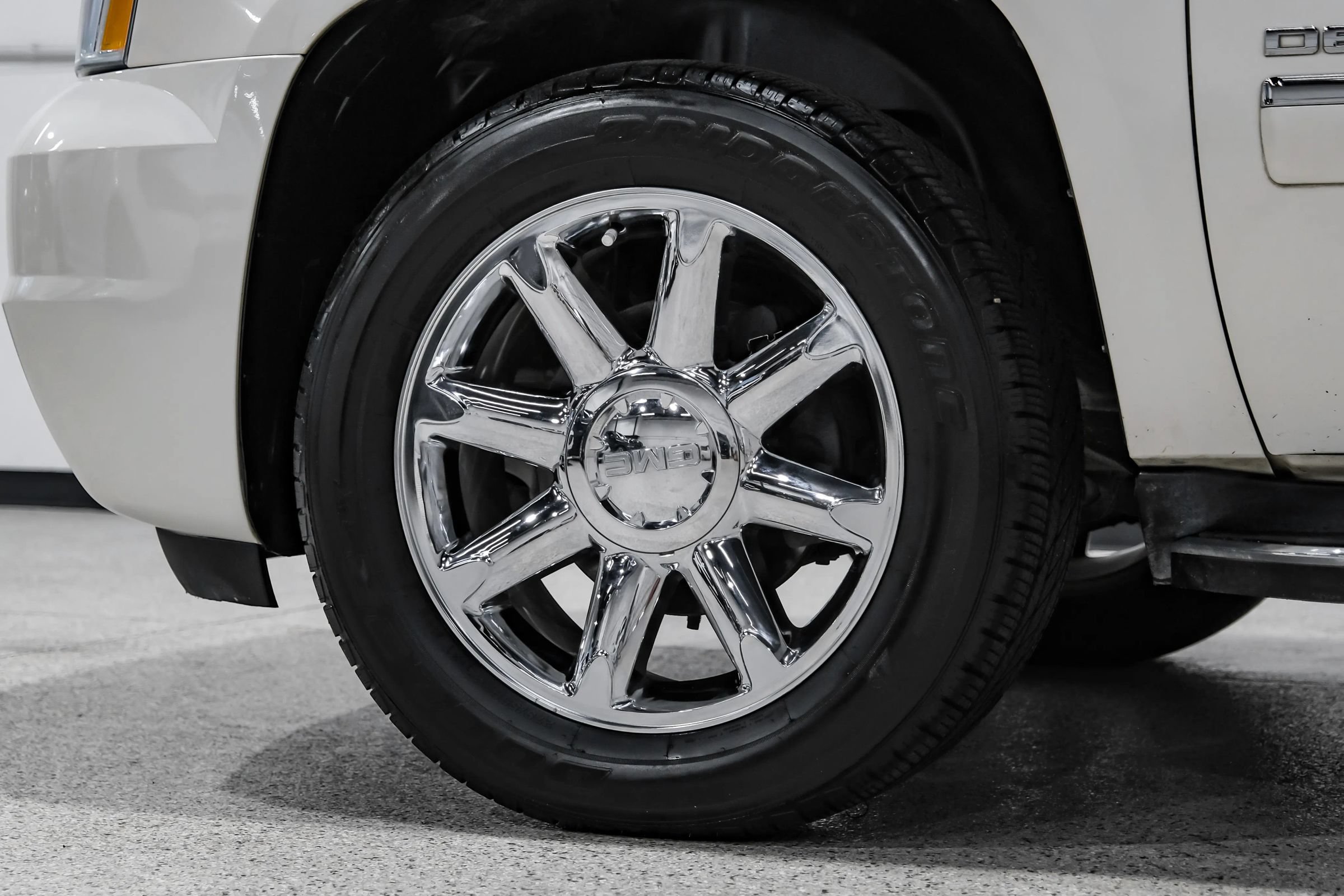 Used 2014 GMC Yukon Denali RWD image 69