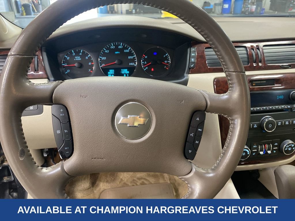 Used 2008 Chevrolet Impala LT w/ Luxury Edition Package FWD image 15