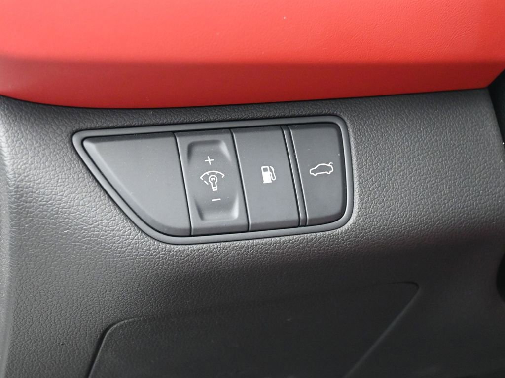 Used 2023 Genesis G70 3.3T w/ Sport Advanced Package image 16