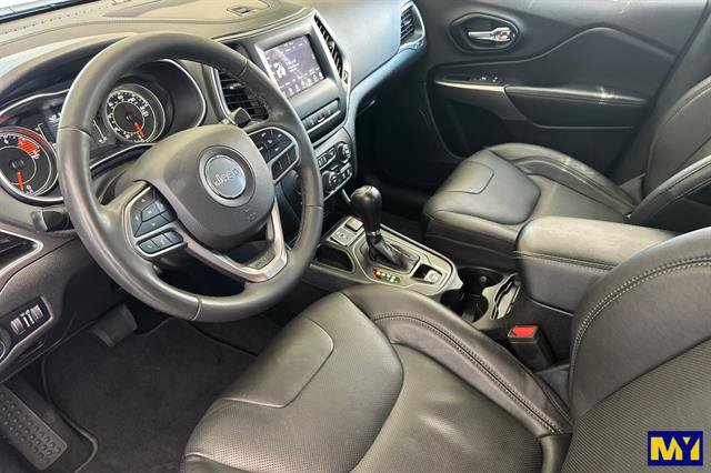 Used 2021 Jeep Cherokee Latitude Lux FWD image 10