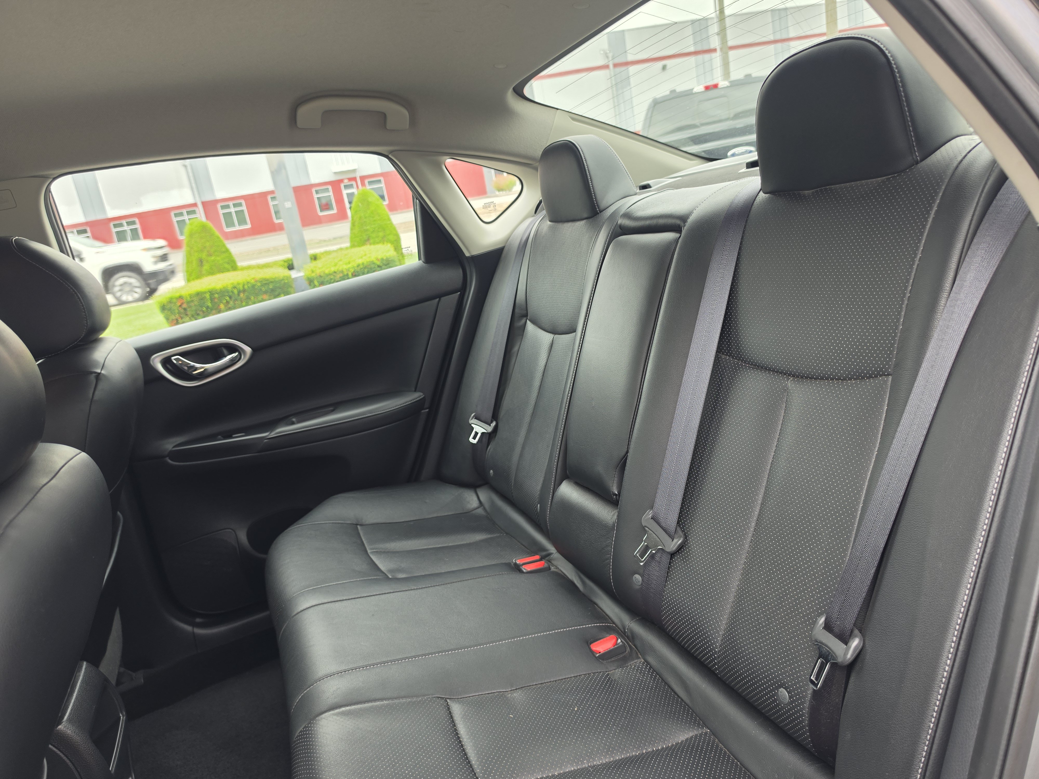 Used 2014 Nissan Sentra SL w/ Leather Package FWD image 13
