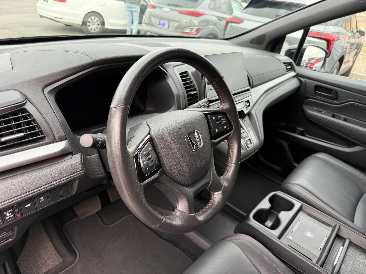 Used 2025 Honda Odyssey Sport-L image 32
