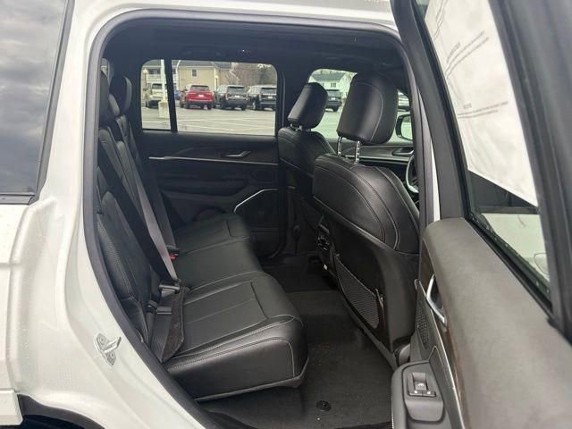 New 2026 Jeep Grand Cherokee Limited image 31