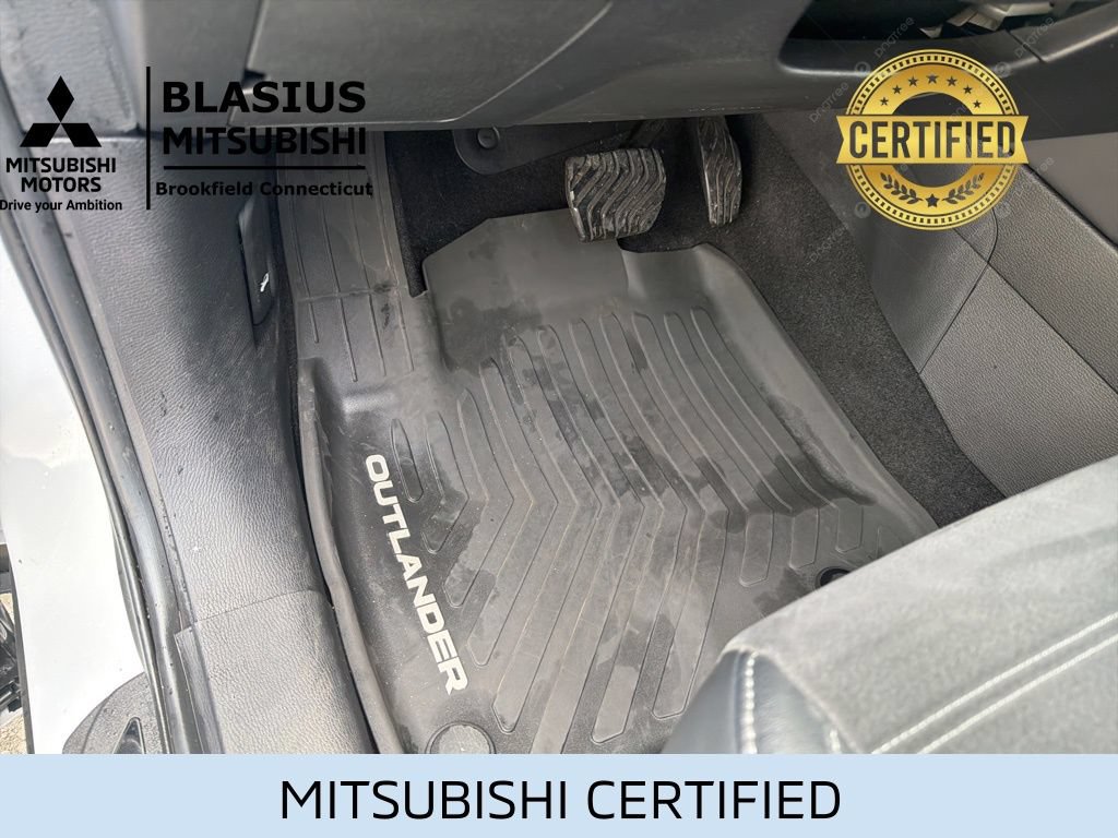 Used 2023 Mitsubishi Outlander 4WD Plug-In Hybrid image 19