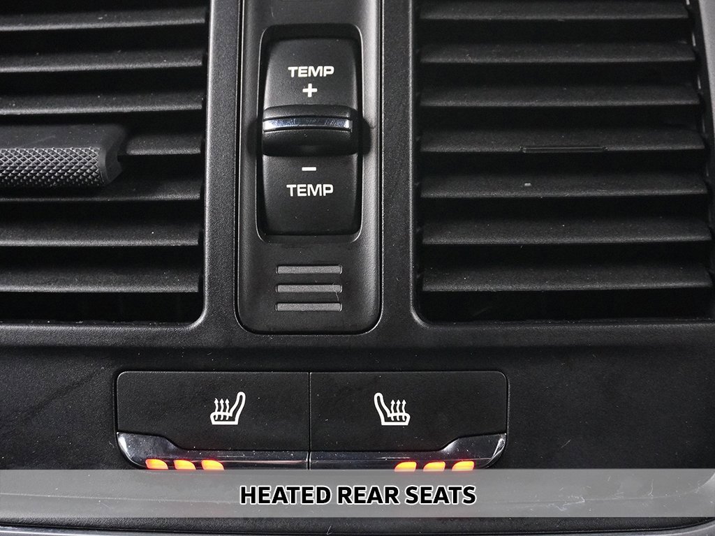 Used 2022 Porsche Macan image 8