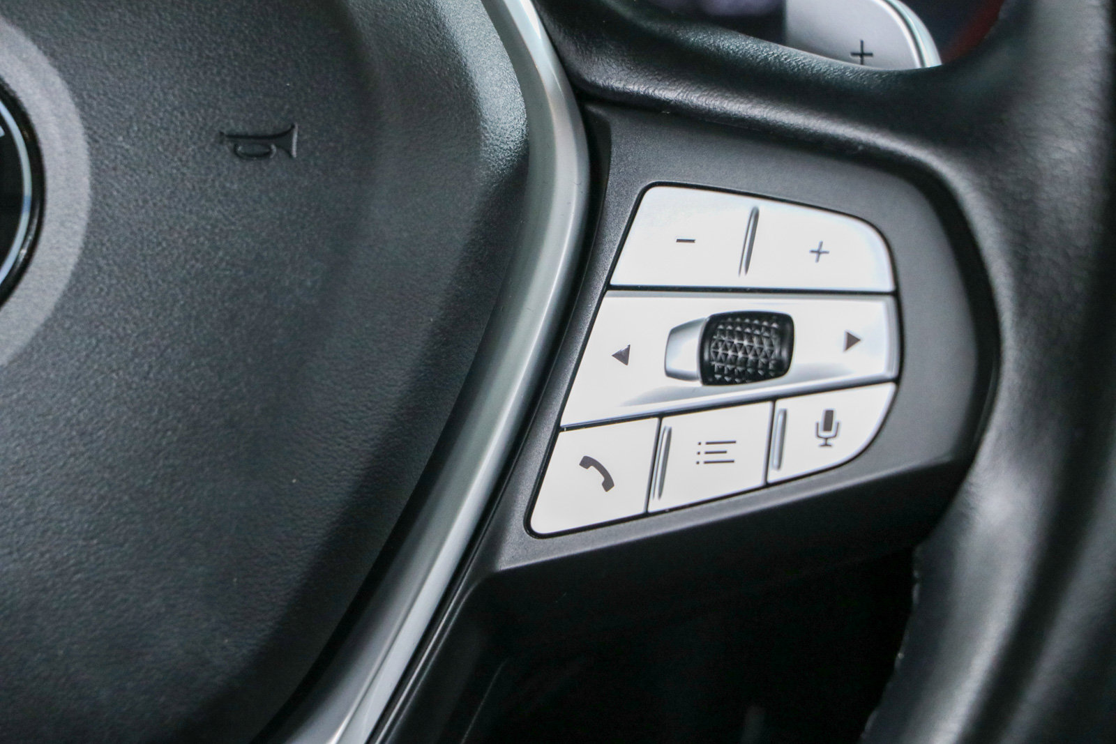 Used 2022 BMW X3 sDrive30i w/ Premium Package 2 RWD image 14