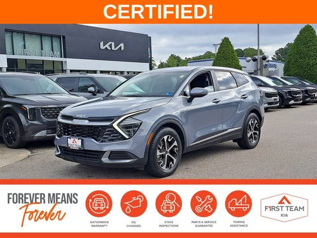 Used 2025 Kia Sportage EX FWD image 1