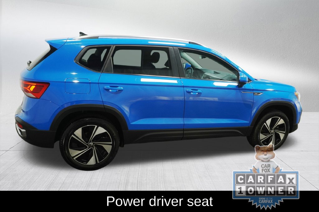 Used 2023 Volkswagen Taos SE AWD/4WD image 5