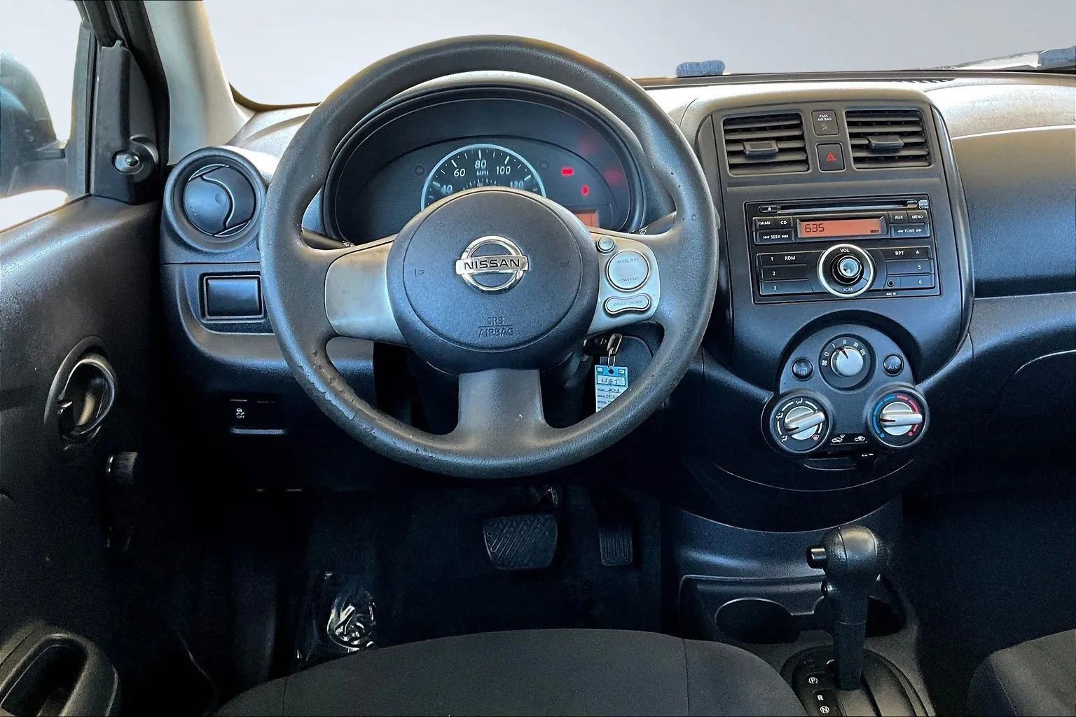 Used 2013 Nissan Versa S Plus image 8