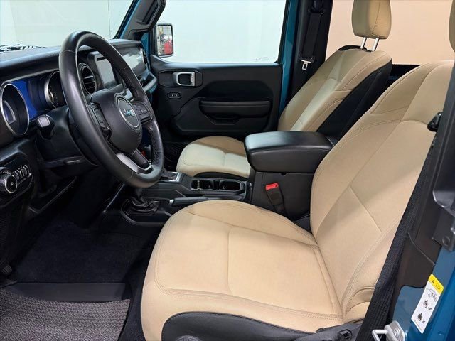 Used 2019 Jeep Wrangler Sport image 16
