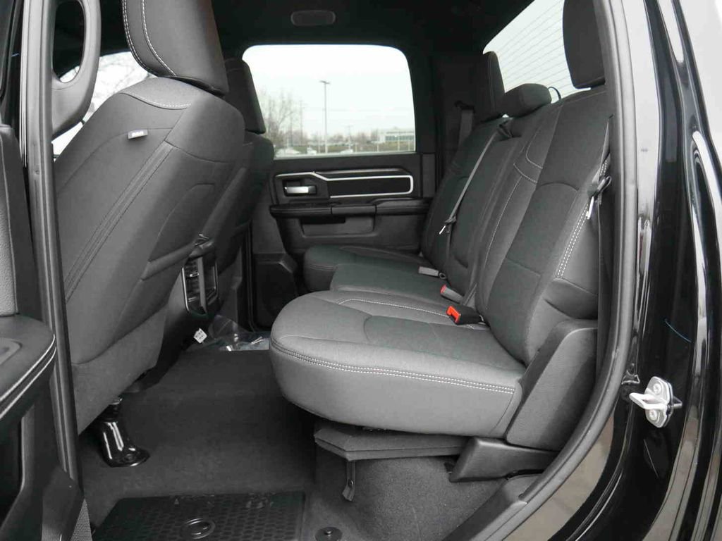 Used 2025 RAM 3500 Big Horn image 20