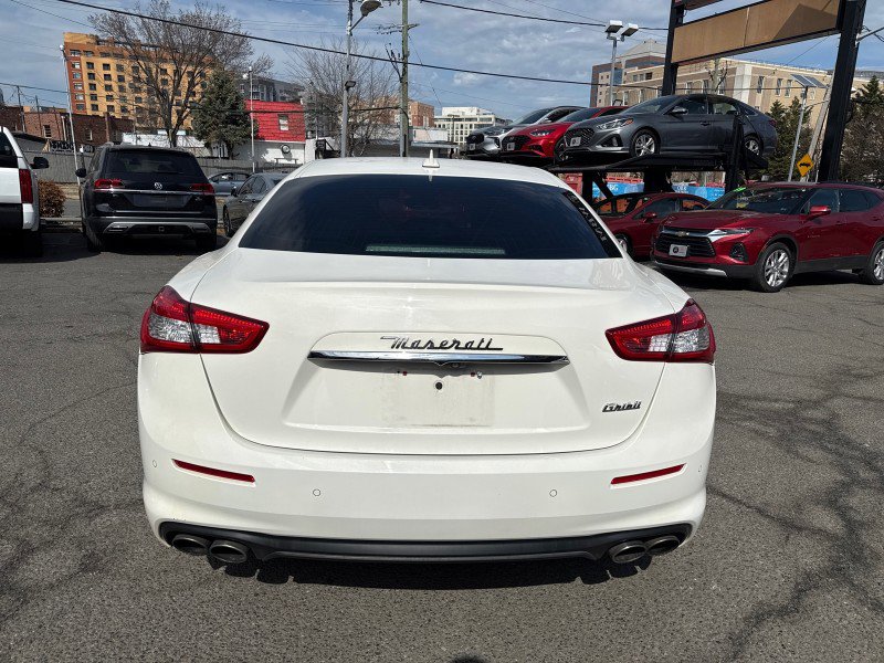 Used 2018 Maserati Ghibli image 51
