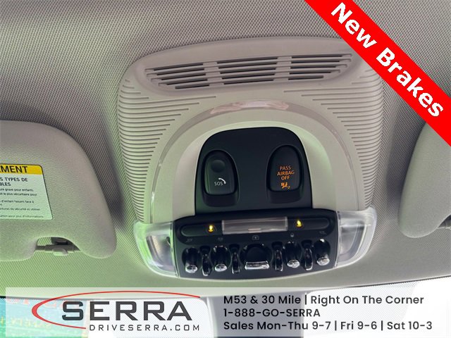 Used 2021 MINI Cooper 4-Door Hardtop w/ 6.5" Touchscreen Package image 26