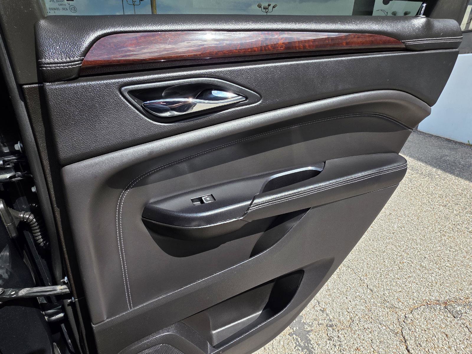 Used 2016 Cadillac SRX Luxury w/ Driver Awareness Package FWD image 35