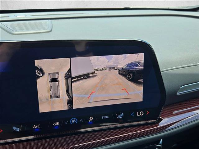 New 2026 Chevrolet Traverse Z71 w/ Enhanced Driving Package AWD/4WD image 13