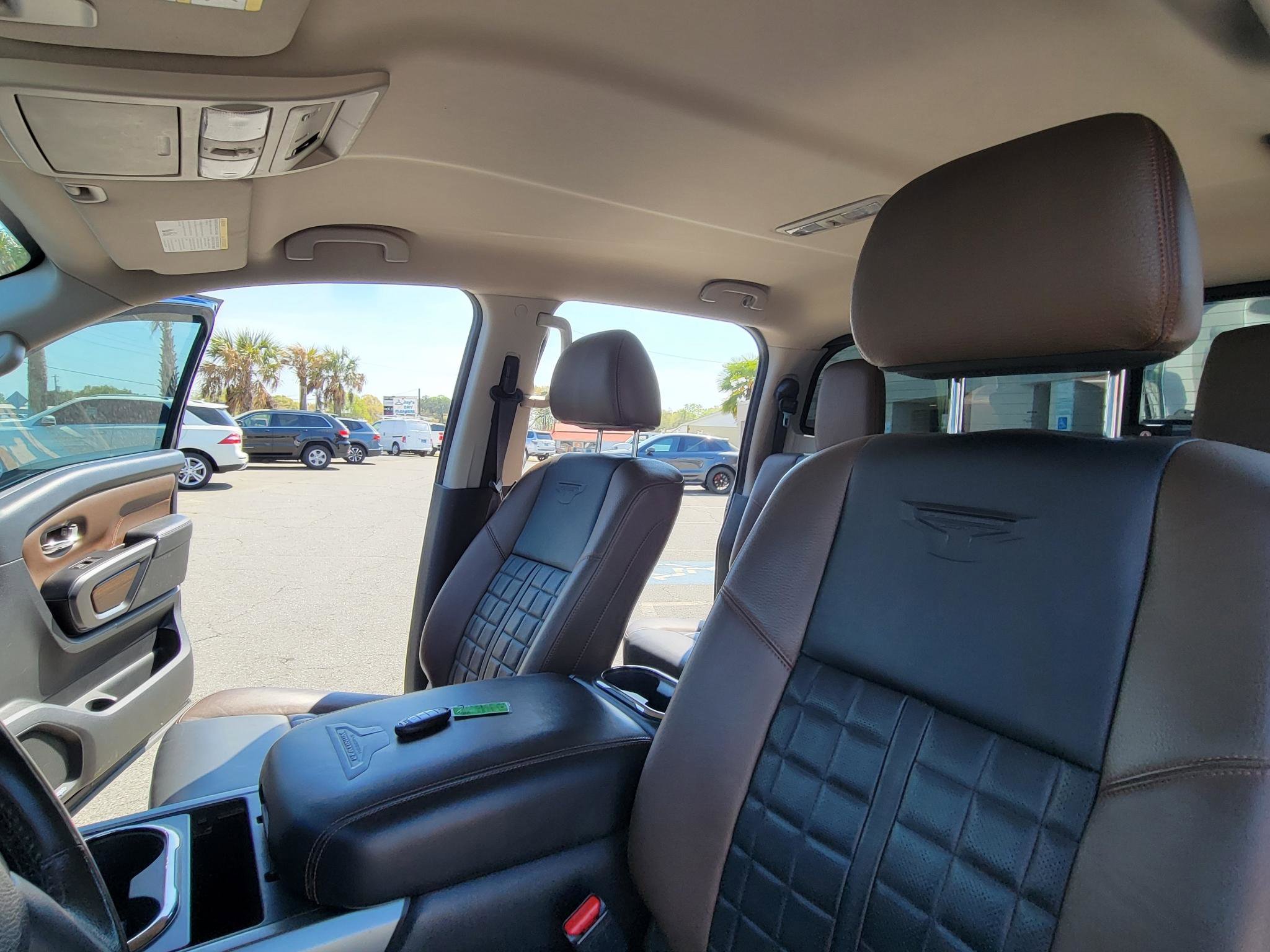Used 2017 Nissan Titan Platinum Reserve RWD image 30