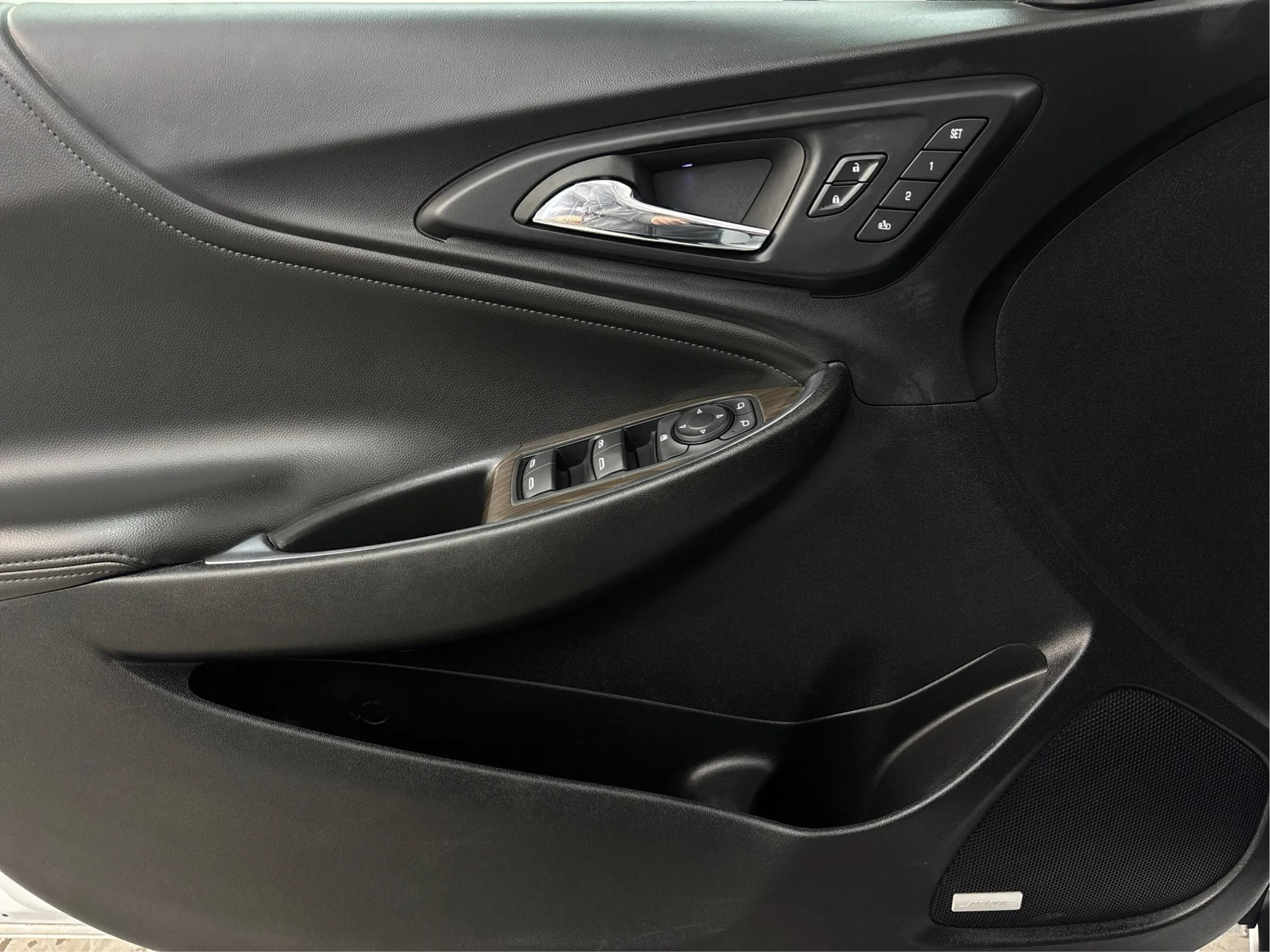Used 2024 Chevrolet Malibu LT FWD image 25