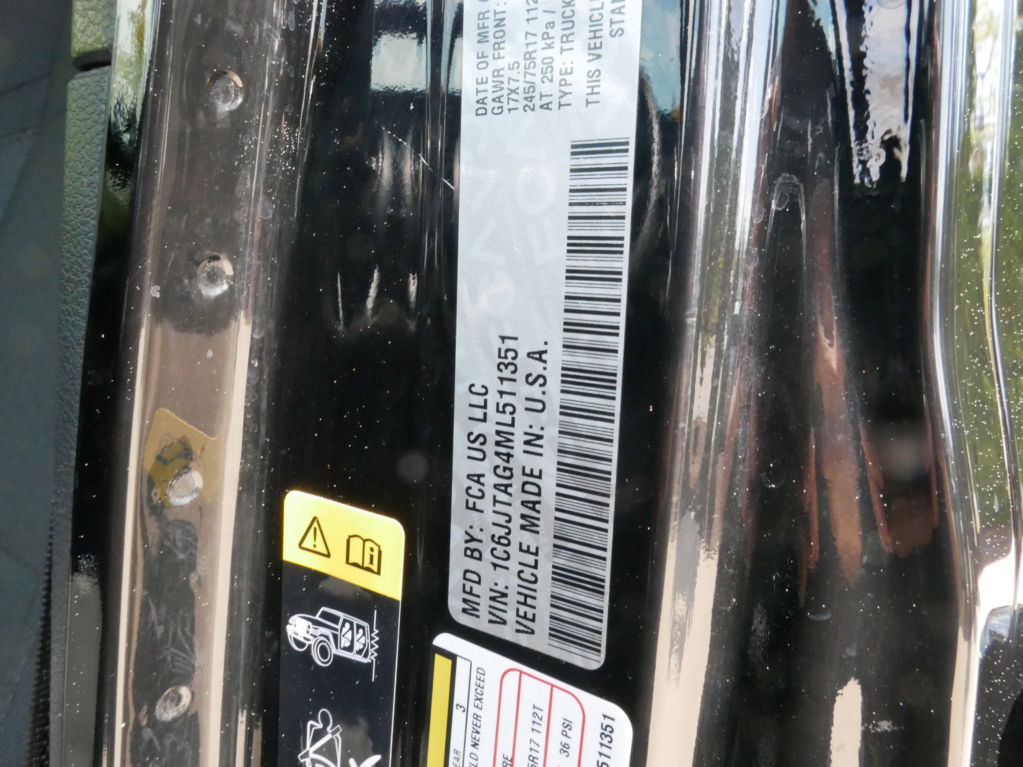 Used 2021 Jeep Gladiator Sport image 33