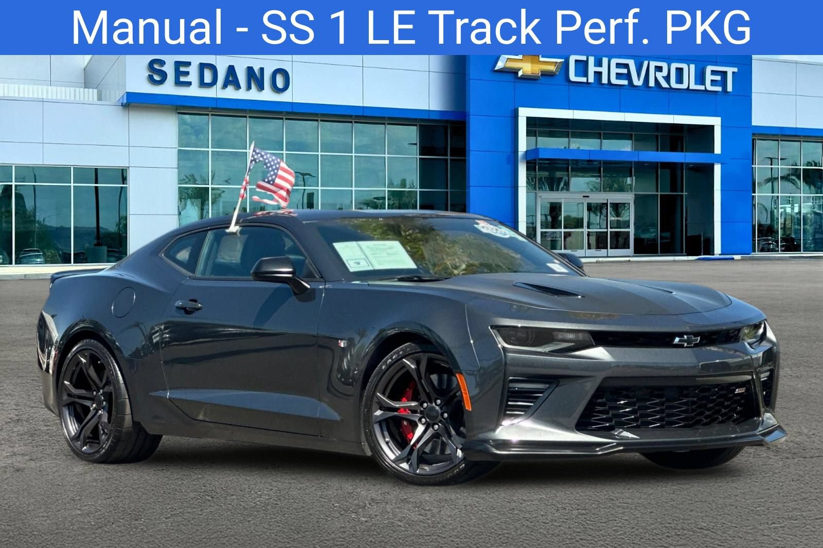 Used 2018 Chevrolet Camaro SS RWD image 2