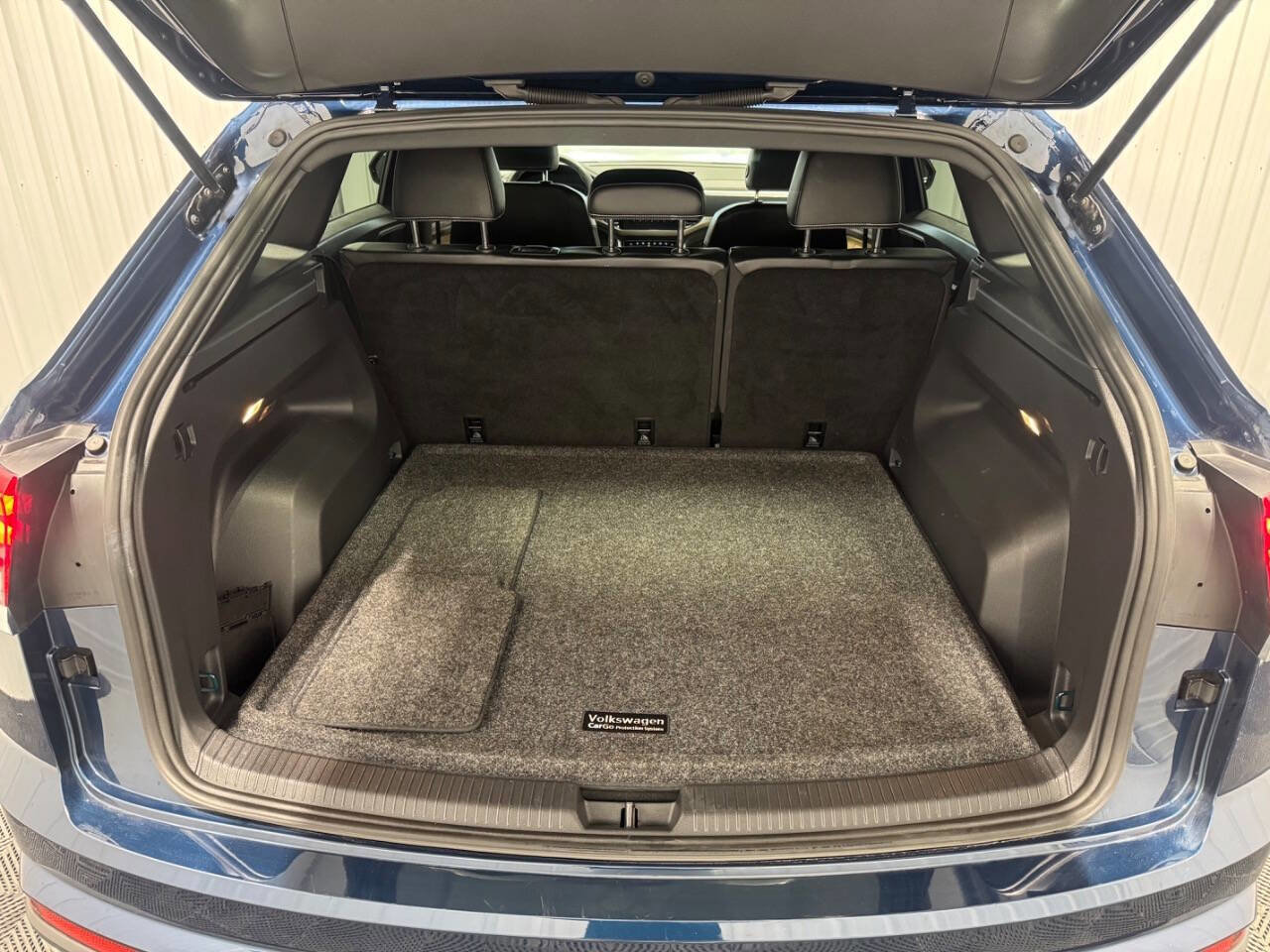 Used 2022 Volkswagen Atlas Cross Sport SE image 29