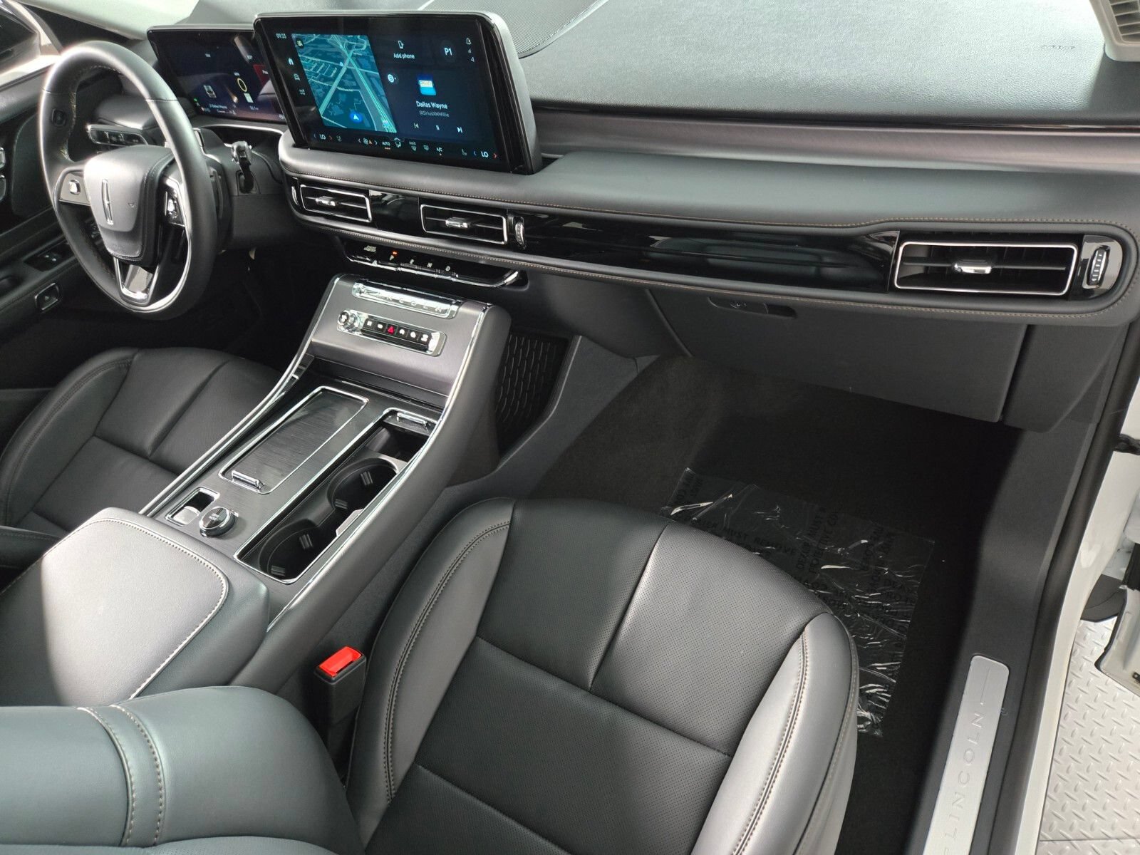 New 2026 Lincoln Aviator AWD image 22