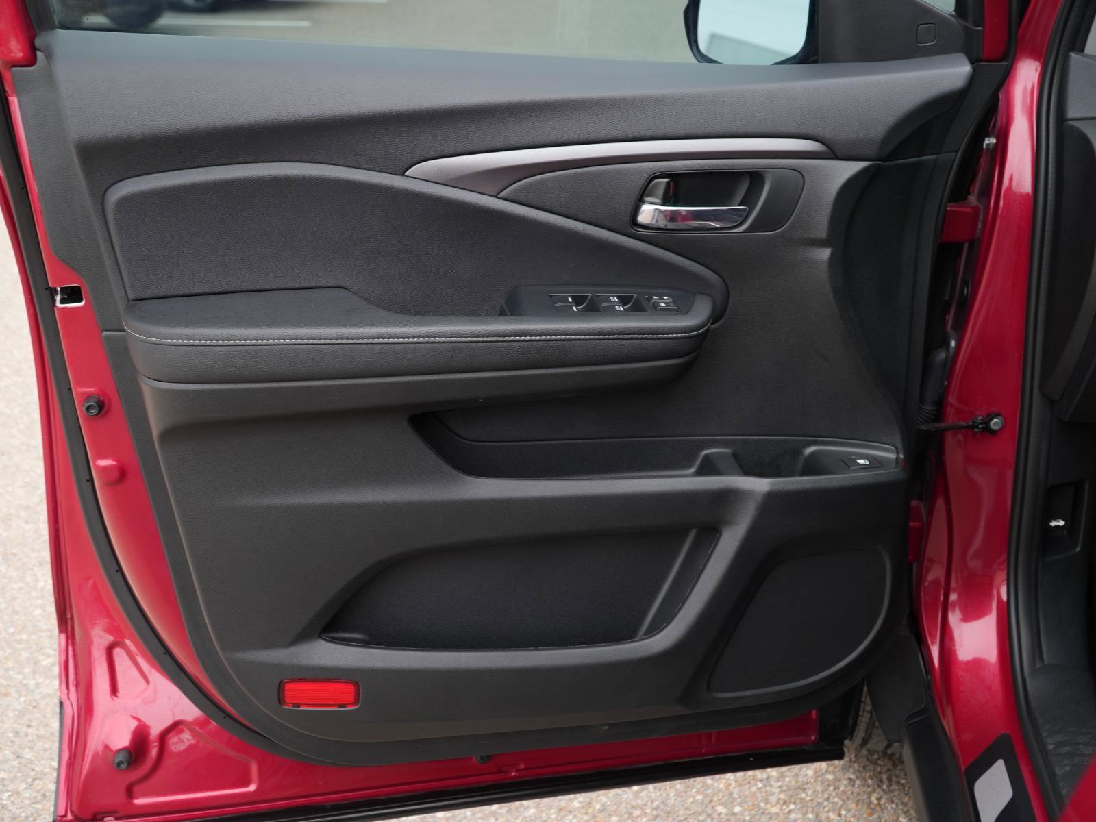 Used 2024 Honda Ridgeline Sport image 13