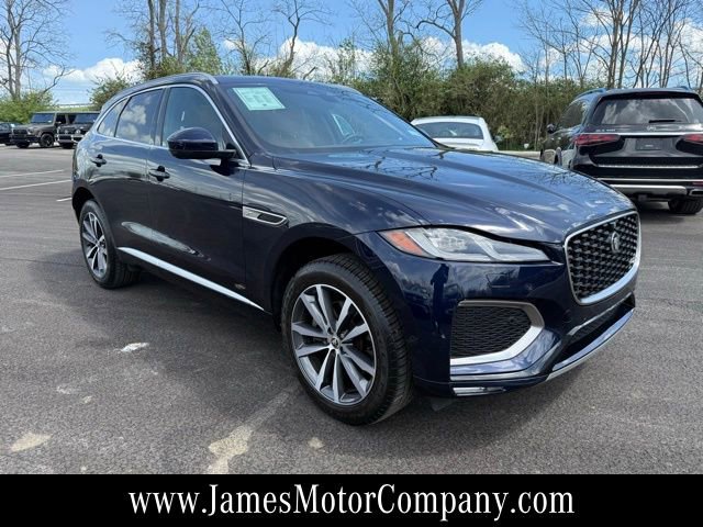 Used 2025 Jaguar F-PACE R-Dynamic S image 3
