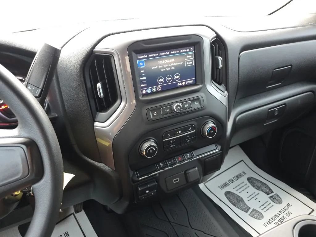Used 2020 Chevrolet Silverado 1500 Custom Trail Boss w/ Custom Convenience Package AWD/4WD image 24
