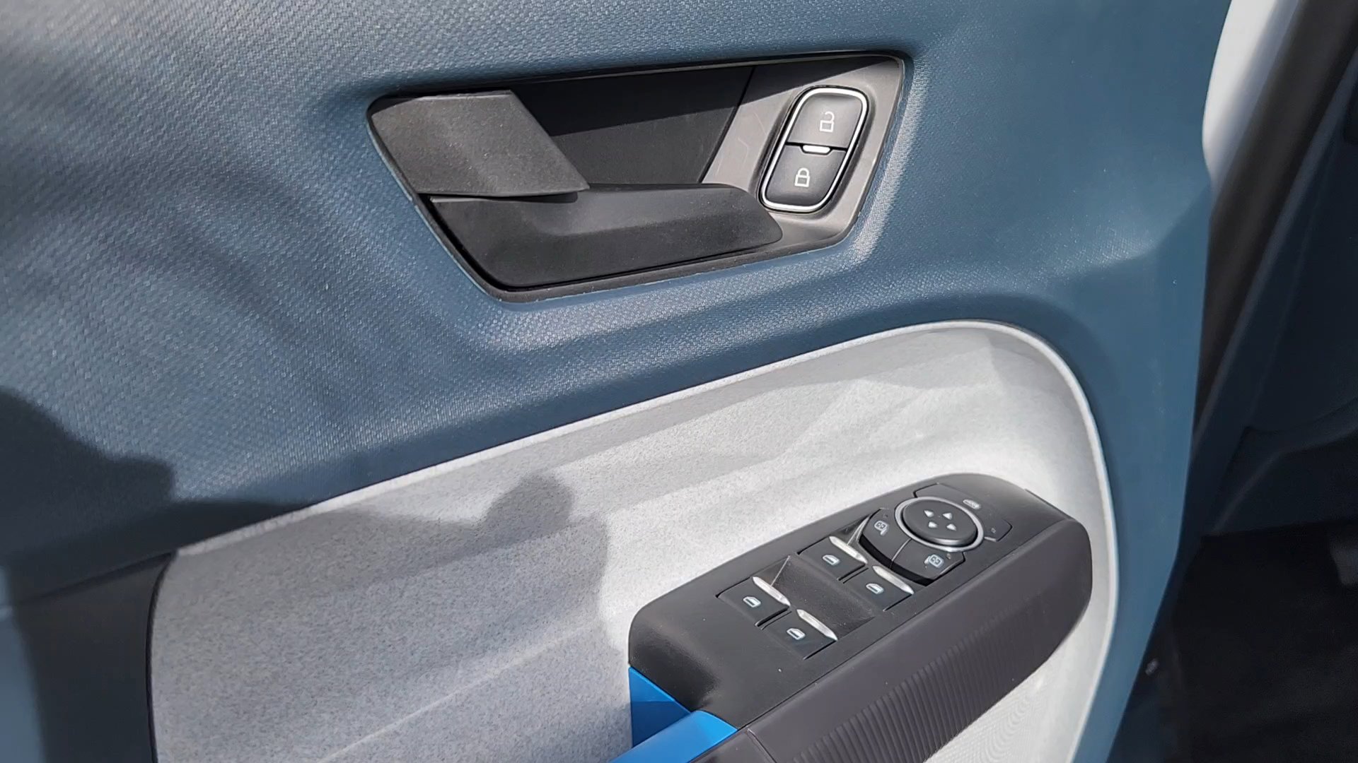 New 2026 Ford Maverick XLT w/ XLT Luxury Package image 29