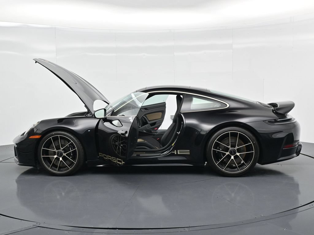 New 2026 Porsche 911 Carrera 4 GTS AWD/4WD image 28