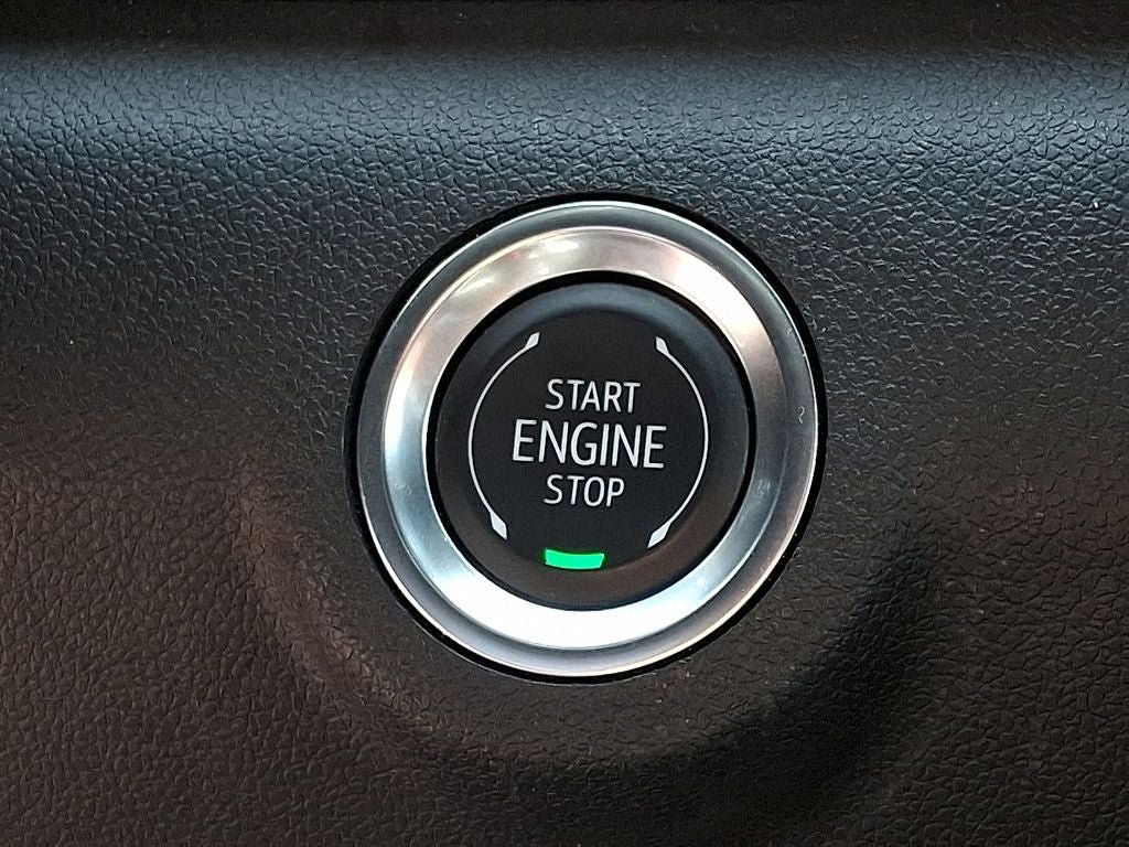 Used 2025 GMC Terrain Elevation w/ Elevation Premium Package AWD/4WD image 23