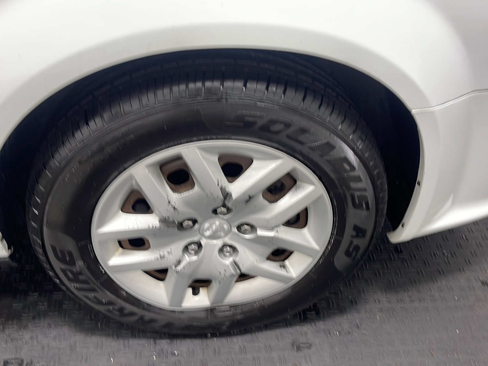 Used 2014 RAM C/V Tradesman w/ UConnect Hands-Free Group FWD image 20