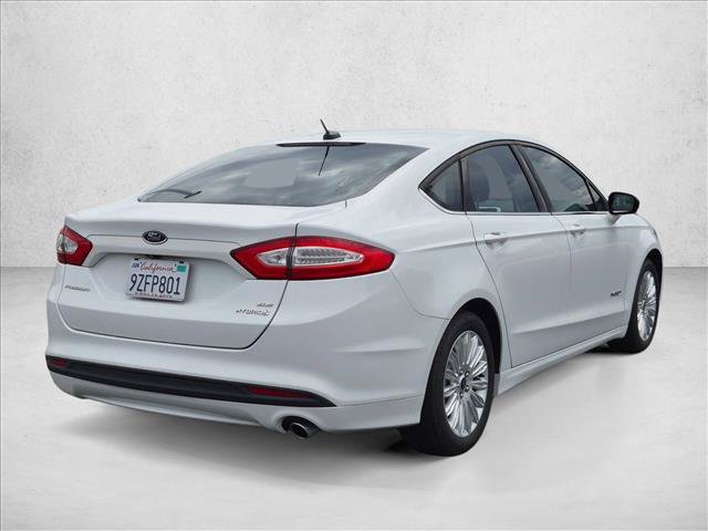 Used 2015 Ford Fusion SE FWD image 5